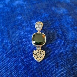 Beautiful Green 925 Pendant